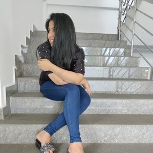 Meet your Posher, Binu